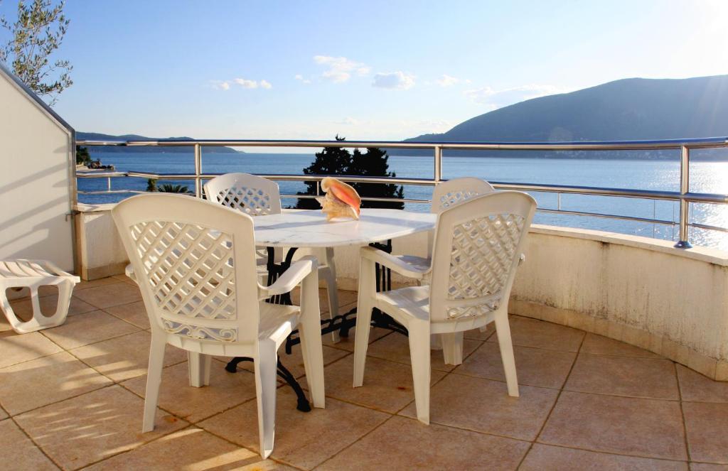 Apartments Villa Kukoljac Herceg Novi Szoba fotó